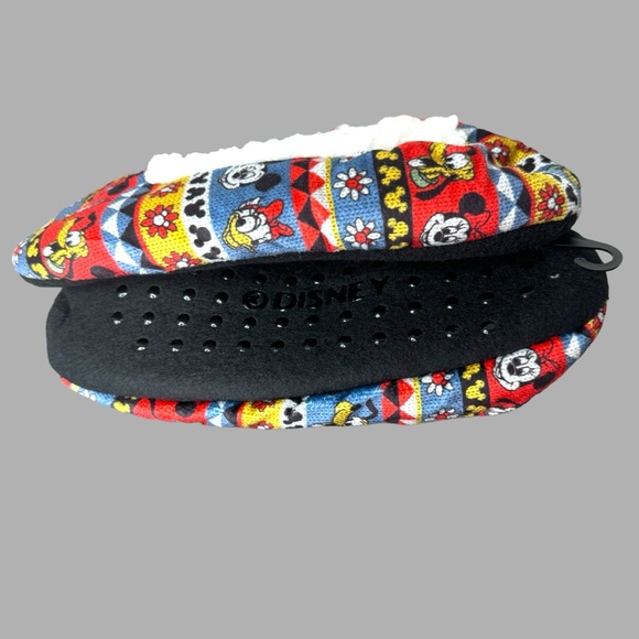 Disney Mickey & Friends Fuzzy Babba Slipper Socks - Picture 5 of 10
